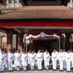 Pemkab Tabanan Gelar Upacara Peringatan Hut  Provinsi Bali ke-66 dan Pengukuhan Paskibraka 2024