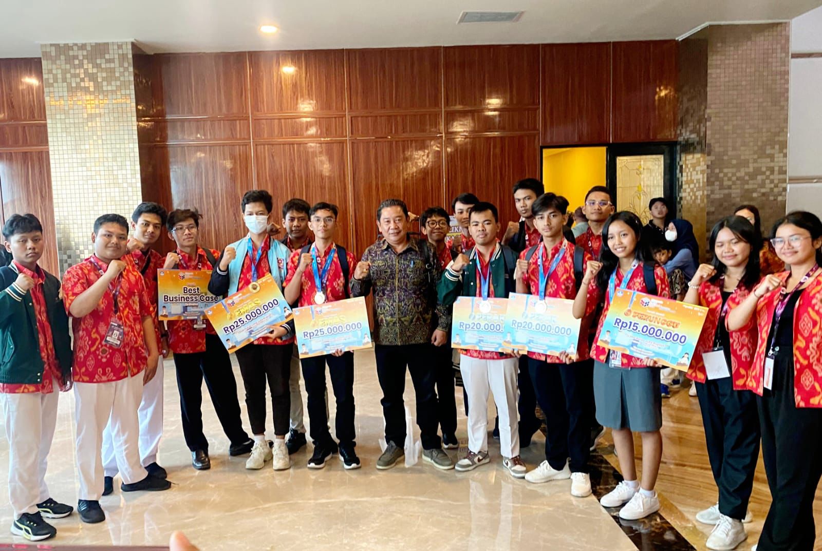 Pemkot Apresiasi Siswa SMA  Denpasar yang Sukses Meraih Medali Pada Ajang OSN