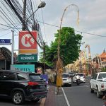 PLN  UID Bali , Imbau Warga Pasang Penjor Pada Jarak Aman di Perayaan Hari Raya Galungan & Kuningan