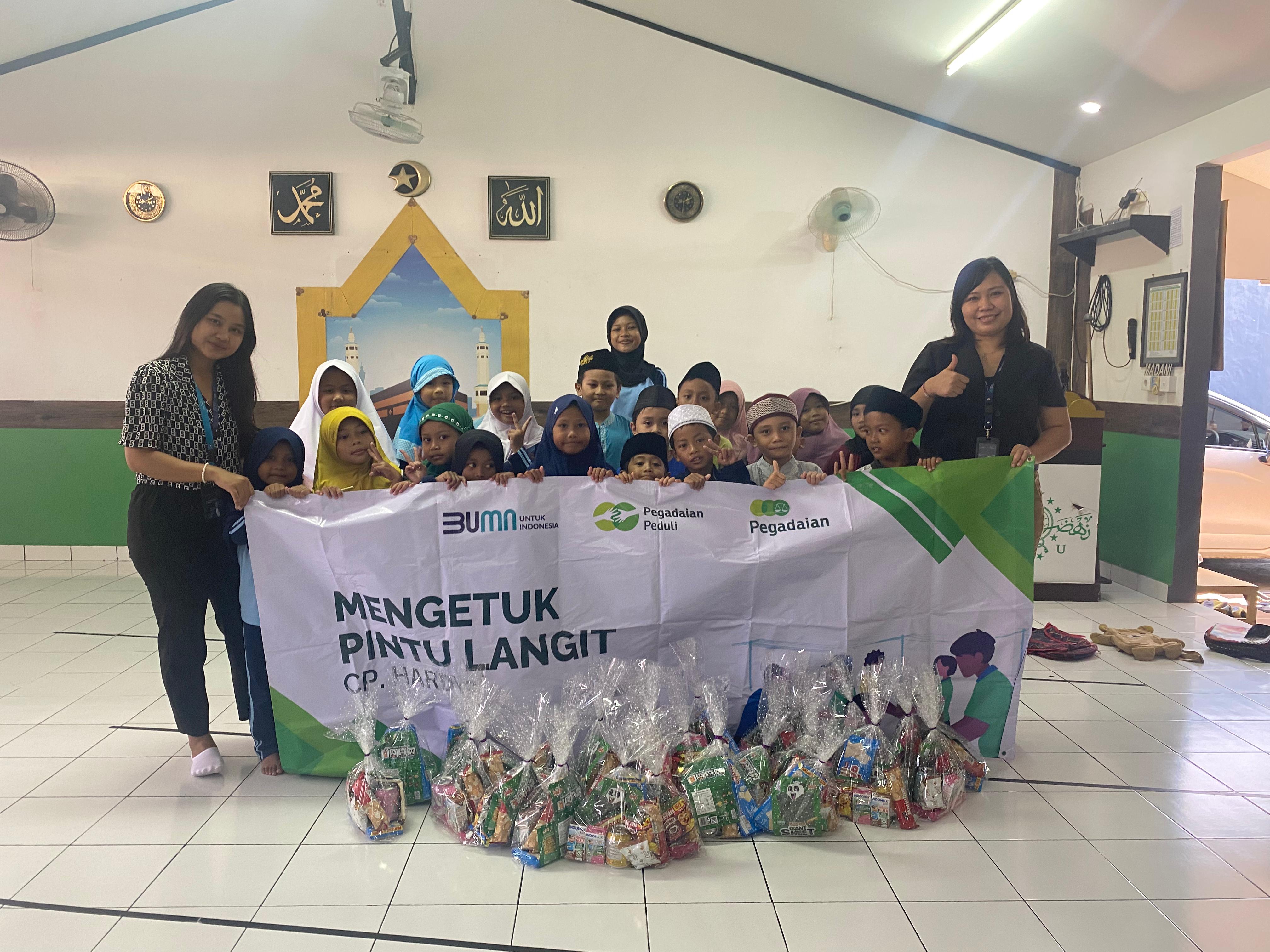 Program Mengetuk Pintu Langit PT Pegadaian Area Denpasar I