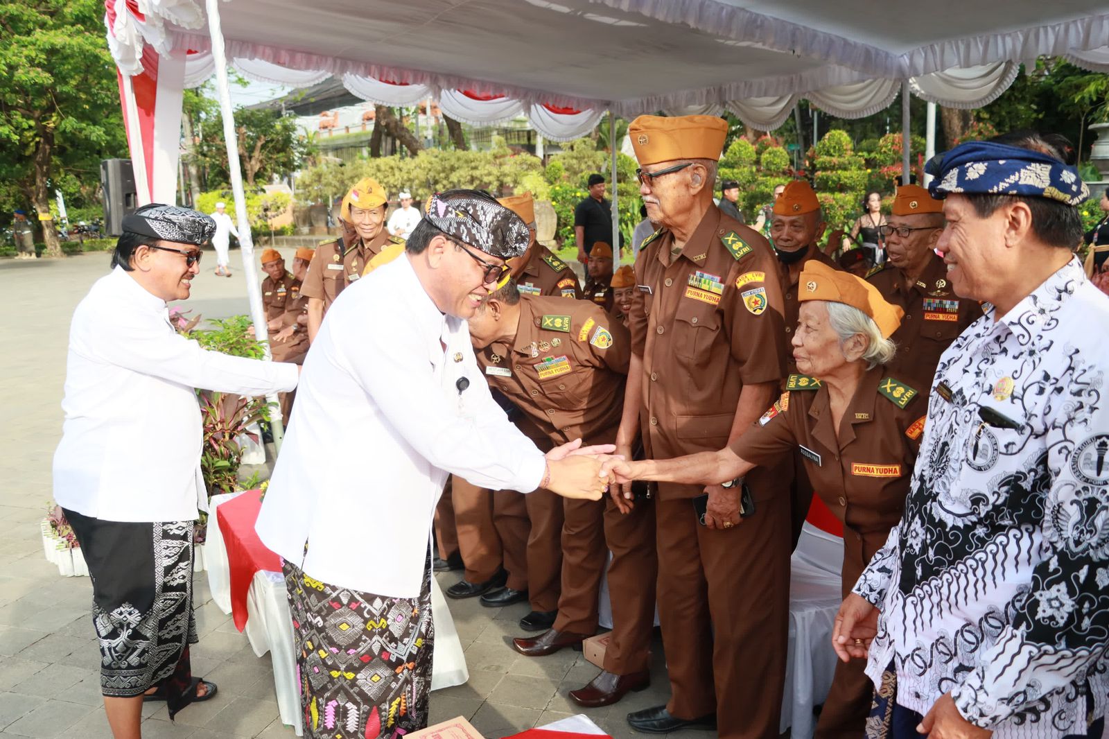 Hari Kesaktian Pancasila, Sekda Alit Wiradana Jadi  Inspektur Upacara 
