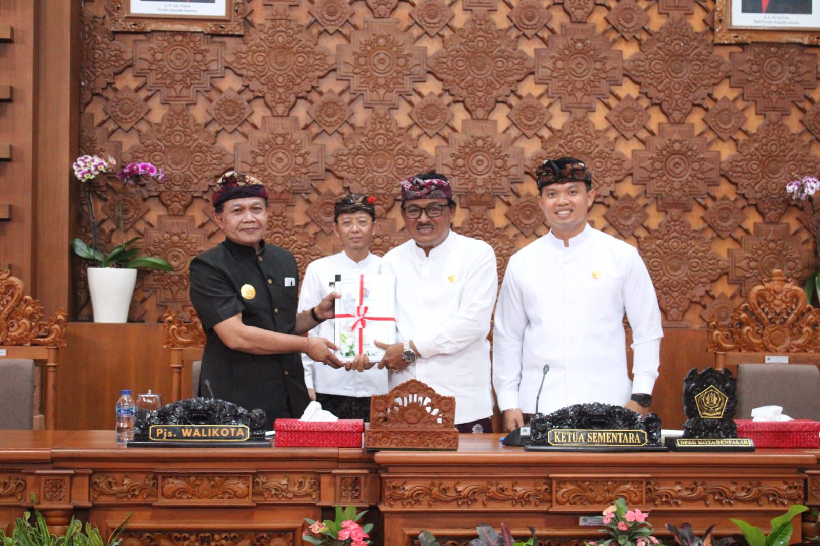 Pjs. Walikota Dewa Mahendra :  Ranperda APBD Kota Denpasar Tahun 2025  Dirancang Sebesar Rp.2,71 Triliun Lebih.