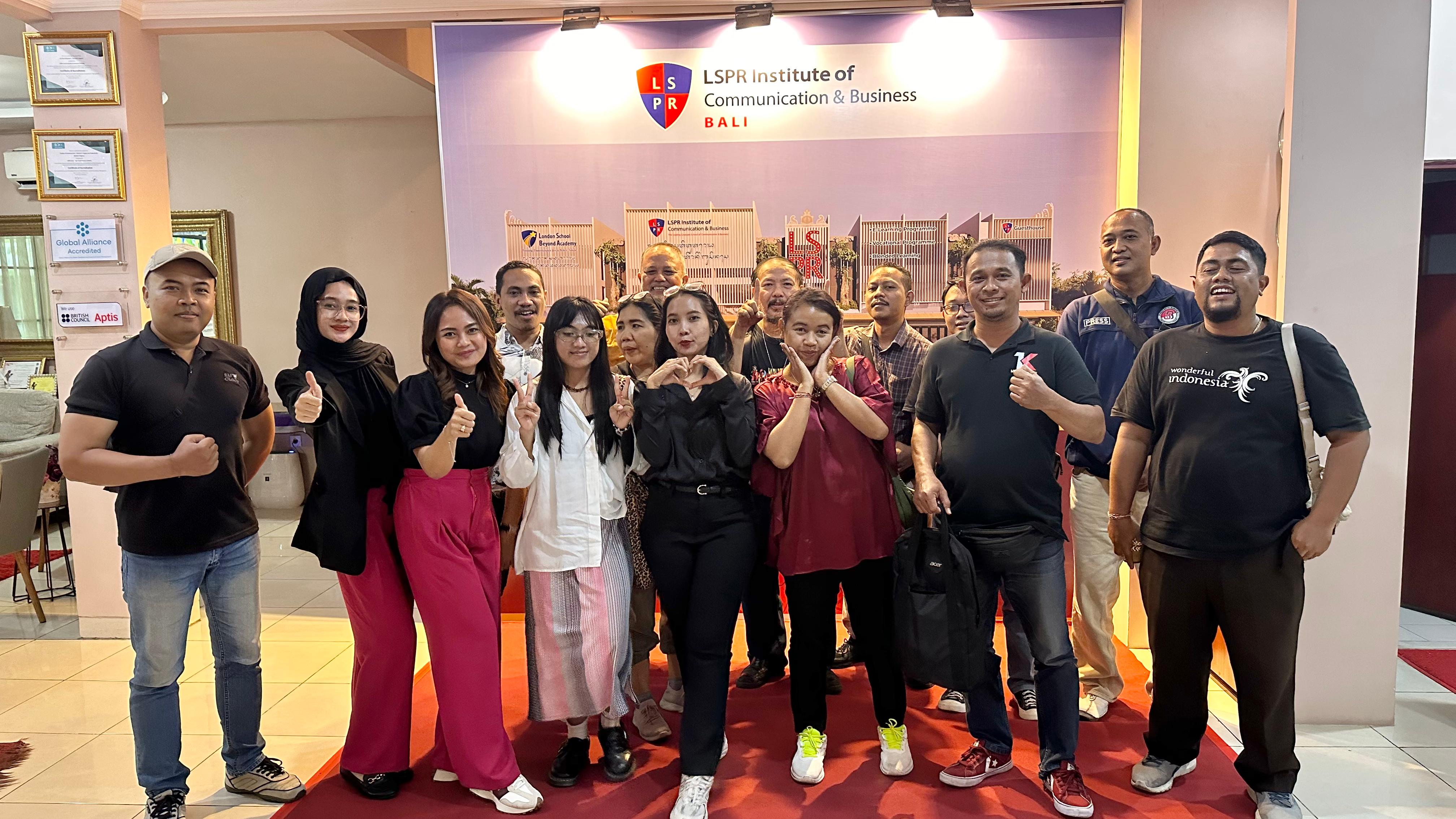 LSPR Bali Perkuat Upaya Pencegahan Hoax Media Bali Melalui Journalism Short Course Series 3