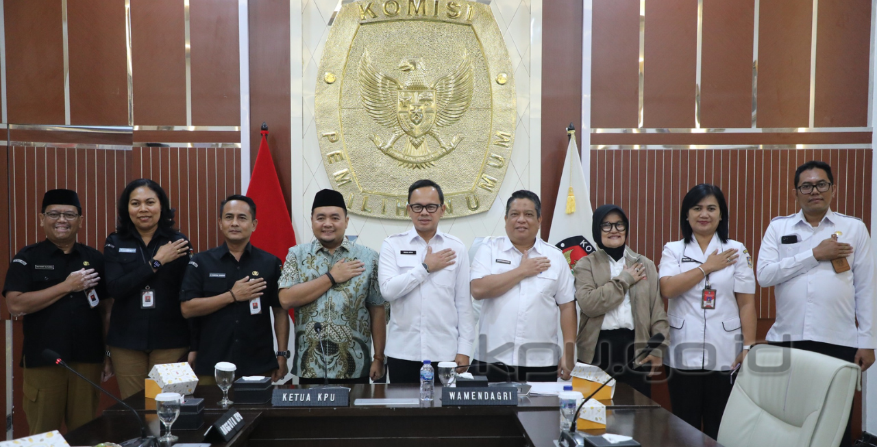 Erupsi  Lewotobi, KPU RI – Wamendagri  Rapat  Persiapan Pilkada 2024 di Provinsi NTT
