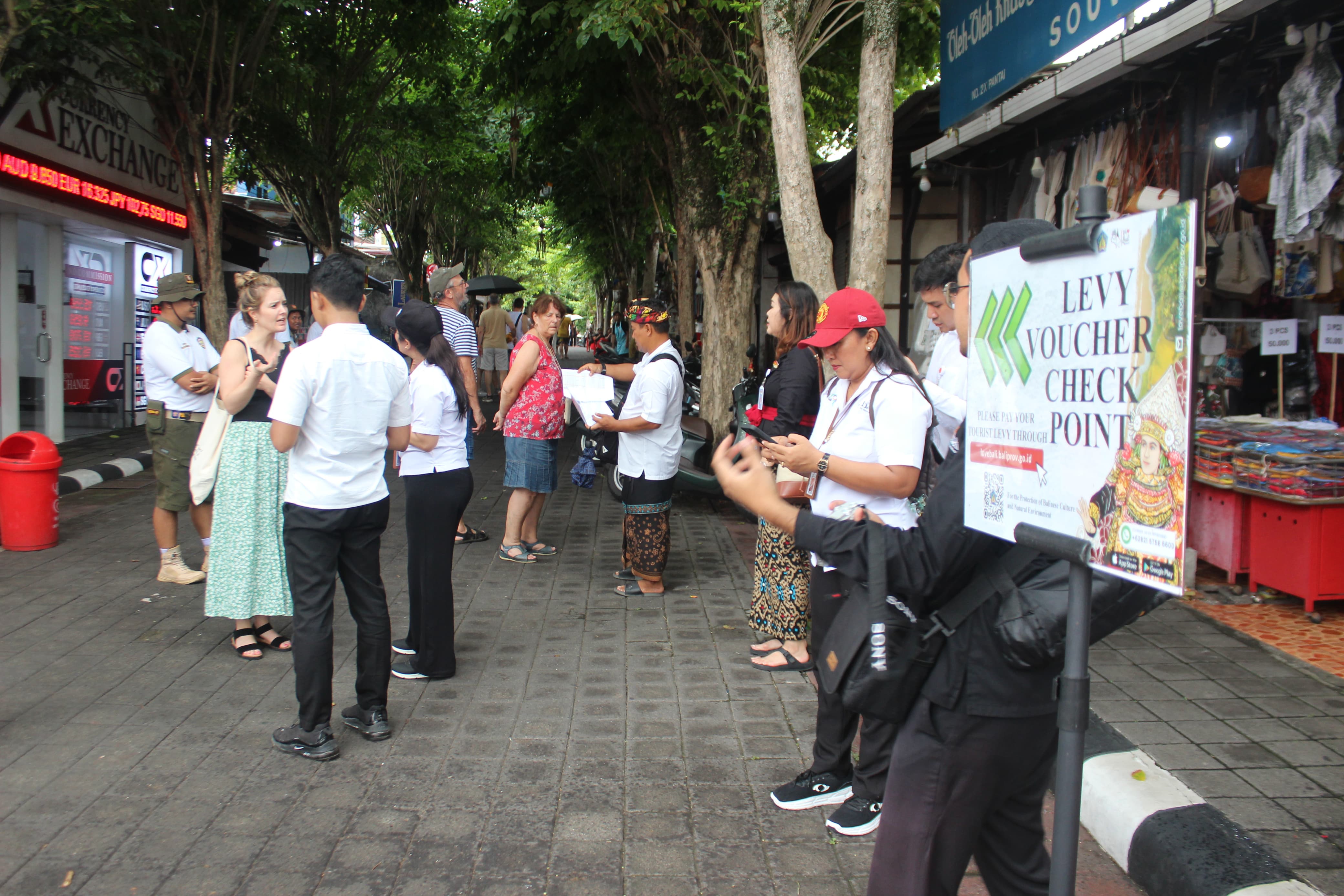 Pemprov  Bali  Monitoring Pungutan Wisatawan Asing,  Sasar DTW Tanah Lot Tabanan