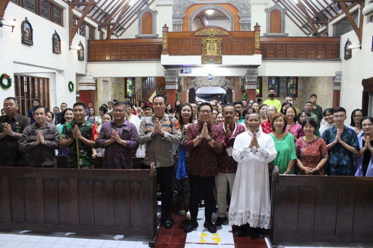 Wawali Arya Wibawa Gandeng Forkopimda dan FKUB Pantau Perayaan Natal di Kota Denpasar.