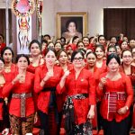 Ny. Rai Wahyuni Sanjaya Hadiri Puncak Peringatan Hari Ibu Partai Demokrasi Indonesia Perjuangan