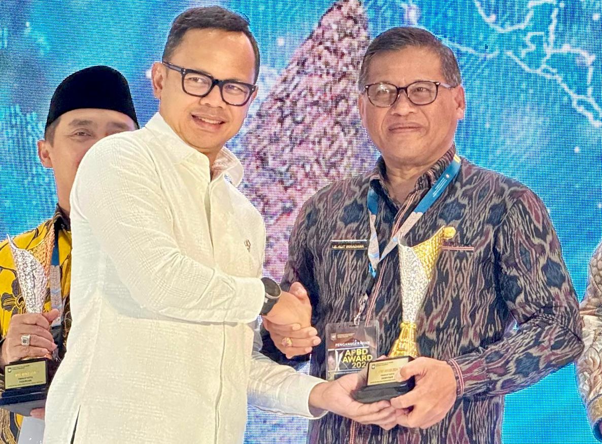 Pemkot Denpasar Raih Dua Penghargaan Pada Ajang APBD Awards Tahun 2024.