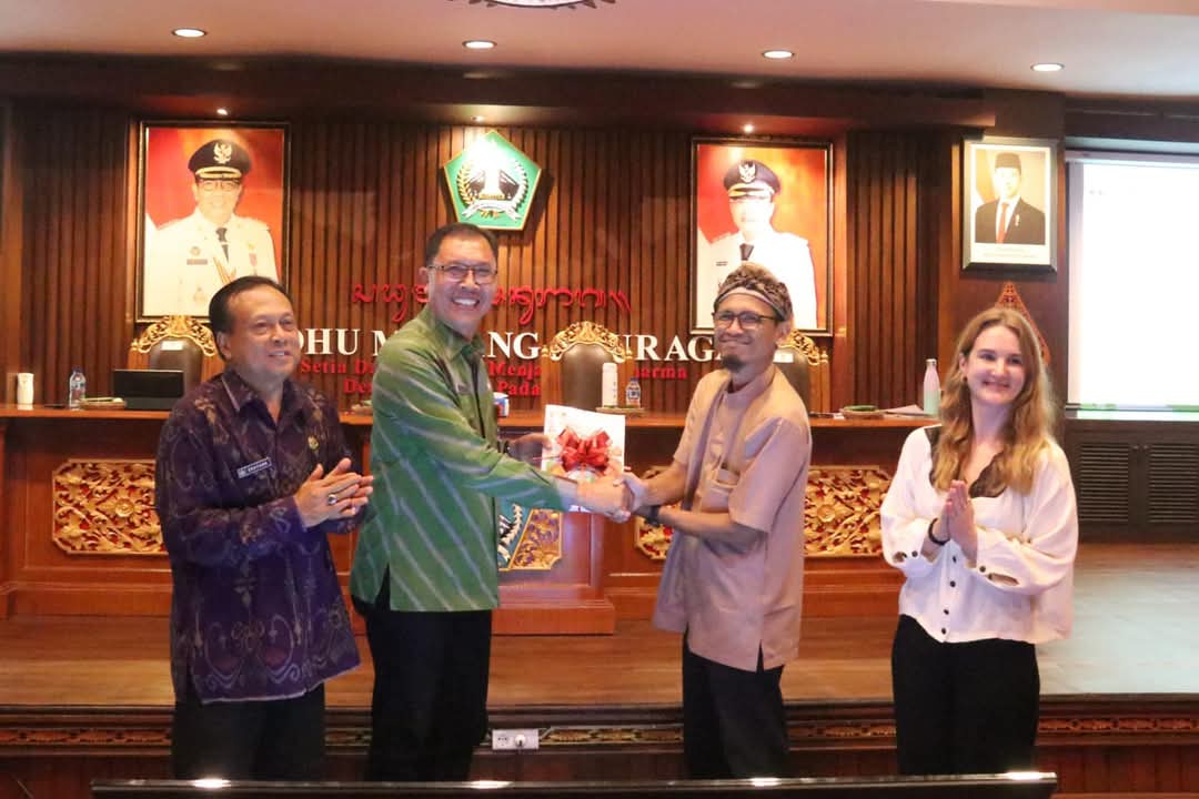 Penkab Tabanan Terima Dokumen PTMP Dari Lembaga International