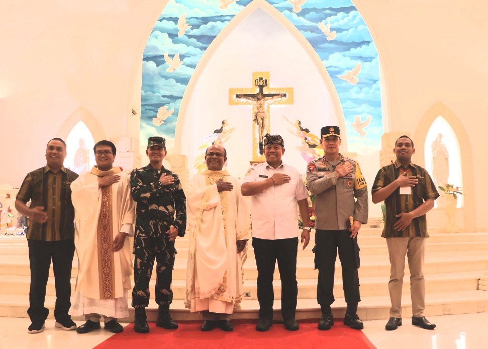 Monitoring Kamtibmas Malam Tahun Baru 2025, Pj Gubernur Mahendra Jaya Sebut Bali Relatif Aman dan Kondusif