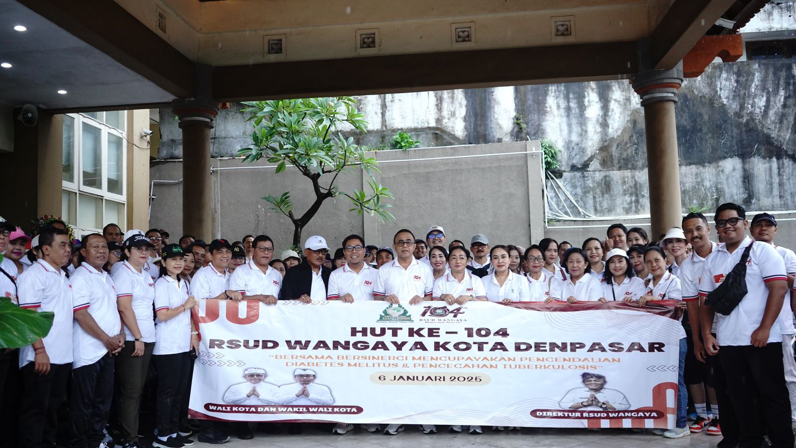 Tingkatkan Pelayanan Kesehatan Masyarakat, Walikota Jaya Negara Lepas Fun Run Hut Ke-104 RSUD. Wangaya