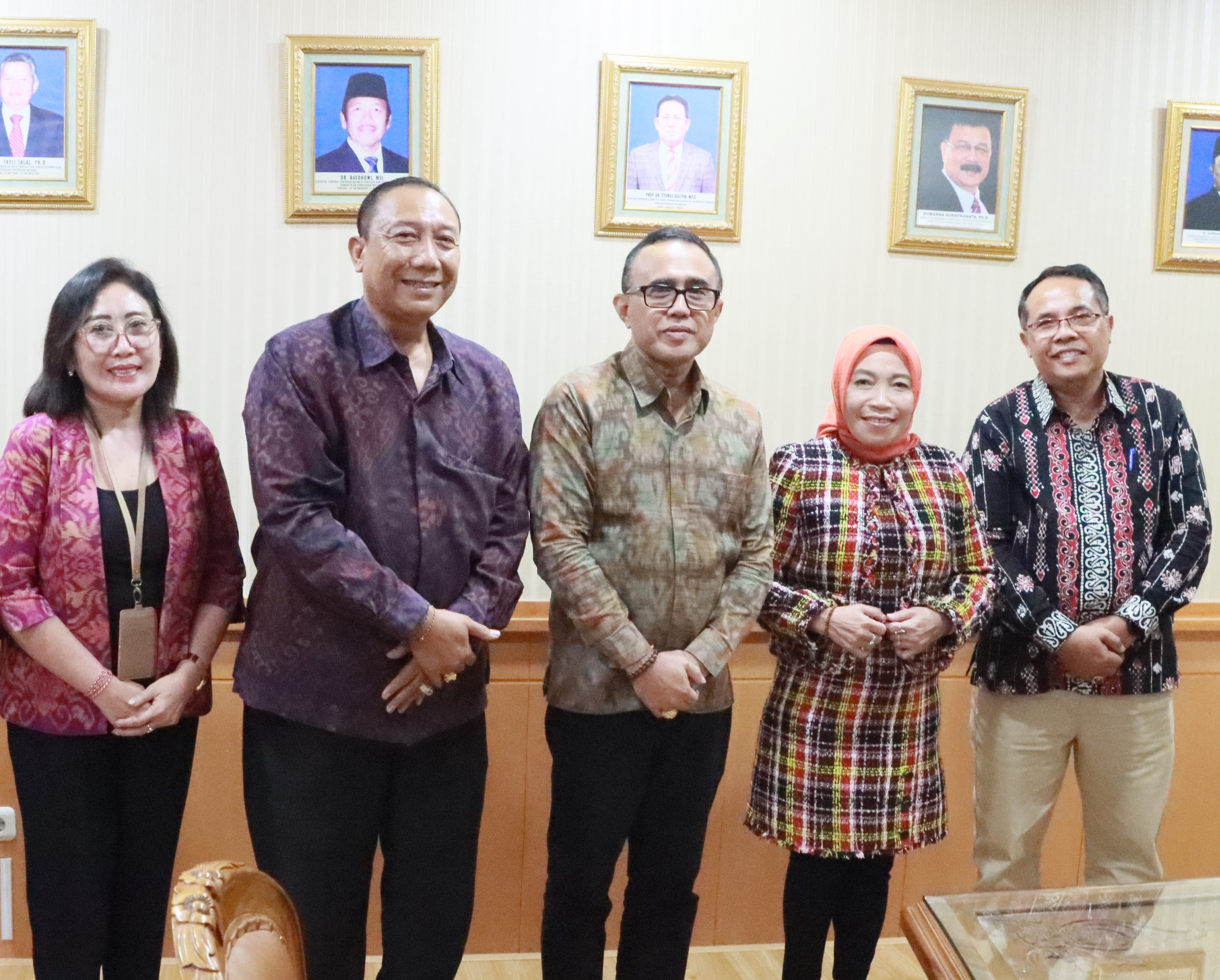 Audiensi  Dengan Dirjen GTK, Walikota Jaya Negara Bahas Solusi dan Komitmen Pengisian Kekurangan Tenaga Guru