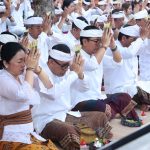 Pemkot Denpasar Ngaturang Bhakti Siwaratri di Pura Agung Jagatnatha Denpasar.