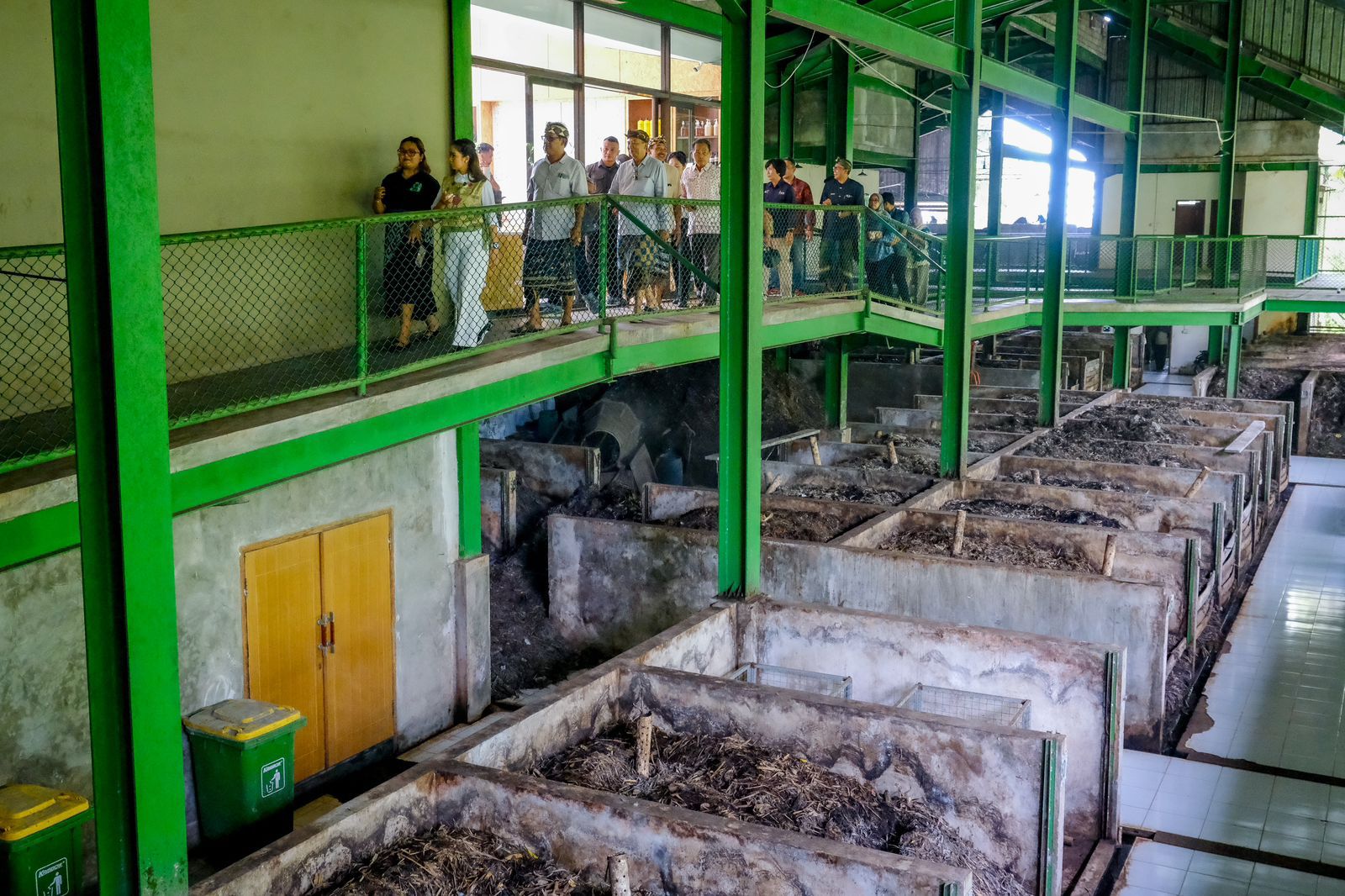 Pentingnya Pengelolaan Sampah di Kawasan Monkey Forest untuk Pariwisata Berkelanjutan