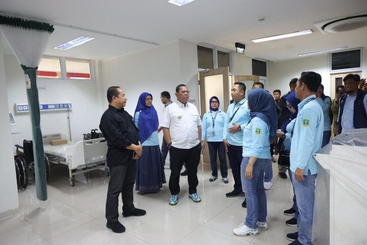Pj Gubernur Banten A Damenta Tinjau  Kesiapan Operasional Rumah Sakit RSUD Labuan
