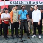 Atasi Masalah Sampah, Wawali Arya Wibawa Dukung Kolaborasi  Kerja Bakti Kemensos di Kawasan Mangrove 