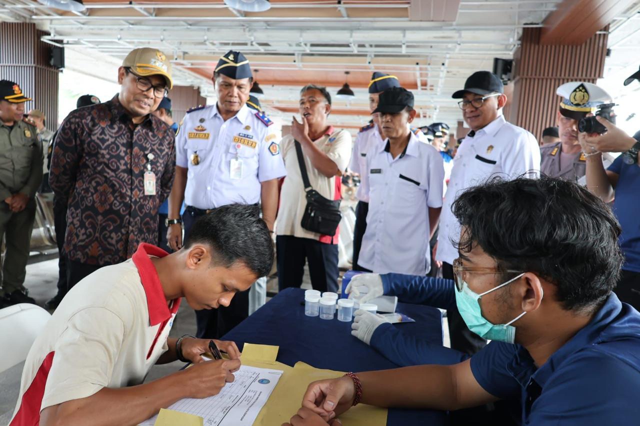 Wawali Arya Wibawa Pimpin Apel Gelar Pasukan Angkutan Terpadu Lebaran Tahun 2025