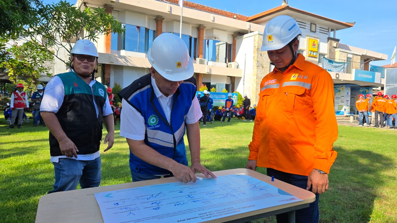 Gelar Apel Kesiapan Mitra Kerja Konstruksi, PLN Fokus pada Peningkatan Layanan Pelanggan