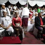DPRD  Bali   Hadiri karya ” Perang Api ” di Pura Bale Agung Karangasem