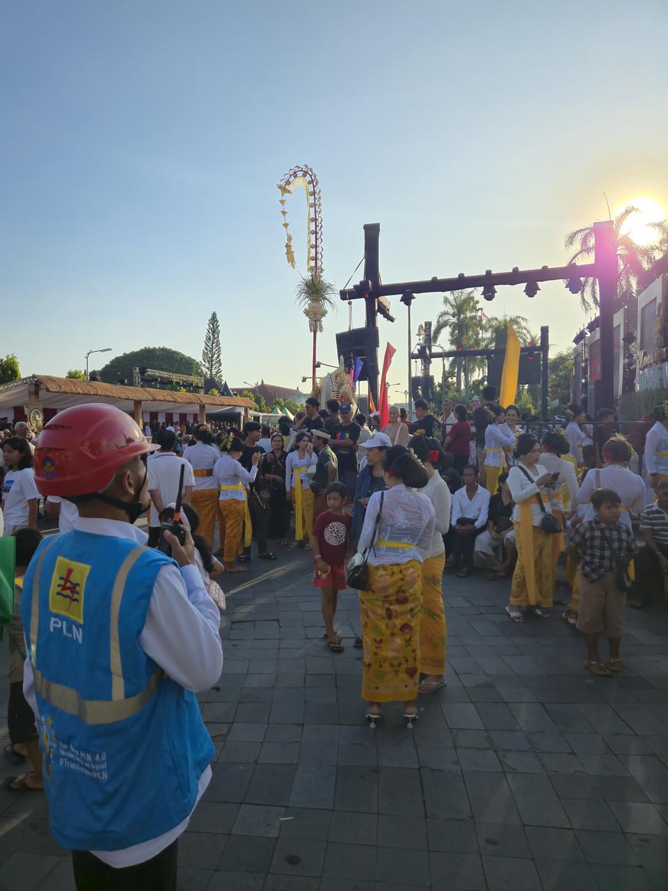 PLN UP3 Bali Timur ULP Klungkung Aktif Dukung Kelancaran Festival Semarapura 2025