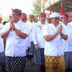 Bupati Sanjaya bersama Wagub Giriprasta  Rangkaian Karya Agung Mamungkah di Kab.Tabanan