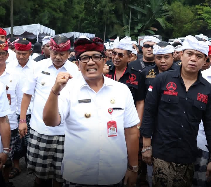Bupati dan Wakil Bupati Tabanan Hadiri HUT Ke-21 Baladika Bali