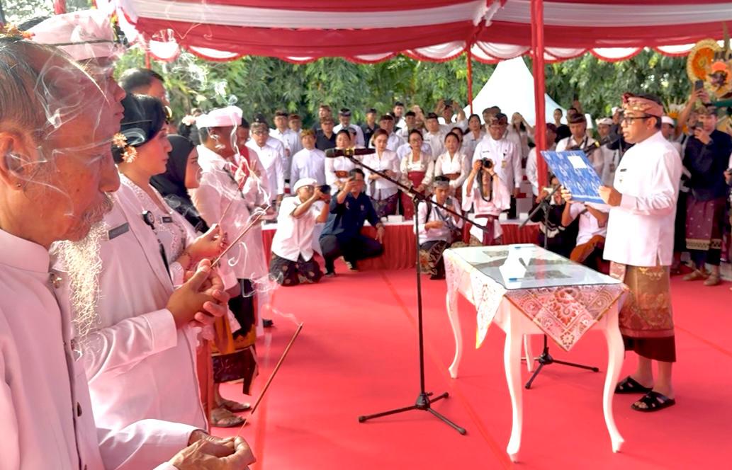 Walikota Jaya Negara Resmi Lantik 3.926 PPPK Kota Denpasar