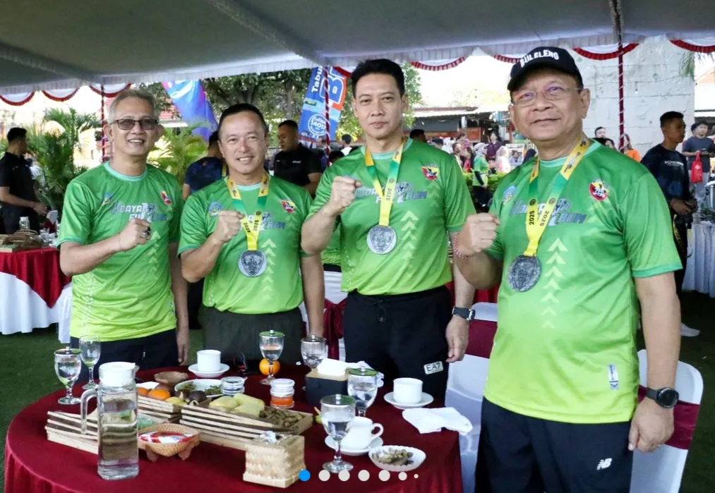 Wakil Ketua II DPRD Bali IGK Kresna Budi Ikuti Udayana Fun Run dan Baksos Kesehatan Peringatan Hari Bakti ke-68 Kodam IX/Udayana