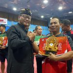 Sekda Alit Wiradana Tutup Gelaran Turnamen Tenis Meja Hari Pajak di Kota Denpasar.