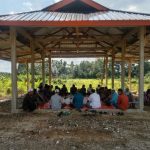 Warga Adat Desa Amendete, Sultra Gelar Syukuran