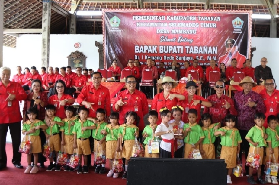 Bungan Desa Sandat, Inovasi Bunda PAUD Tabanan Maksimalkan Layanan PAUD Di Desa dan Wujud Dukungan Wajib Belajar 13 Tahun