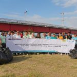 PLN UP3 Bali Timur Bersihkan Sampah Plastik di Tukad Unda.