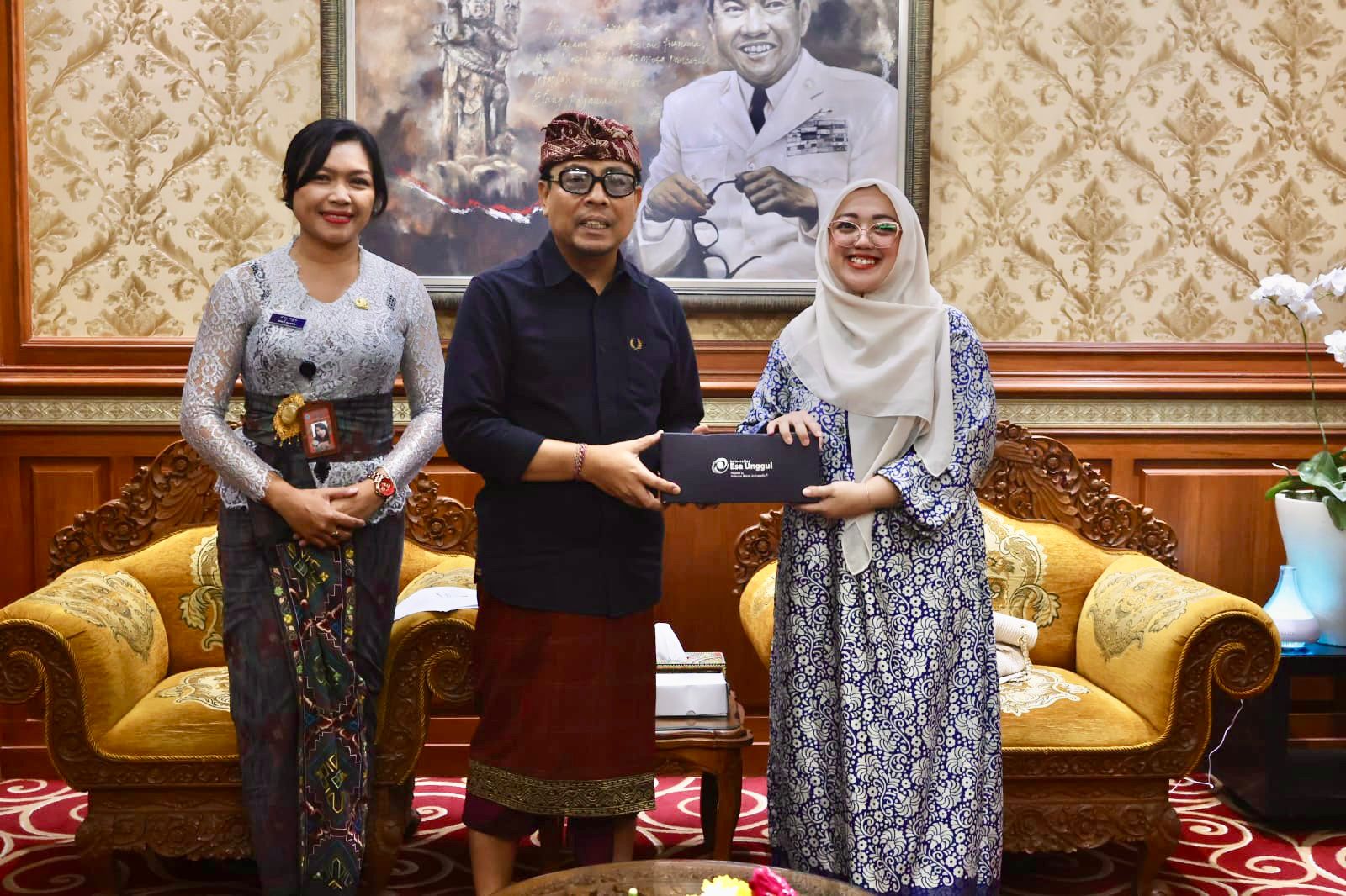 Universitas Esa Unggul Jakarta Jajaki Kerjasama Dengan Pemkot Denpasar