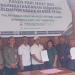 Panen Perdana Padi Sehat dan PKS Reforma Agraria di Desa Petak Gianyar