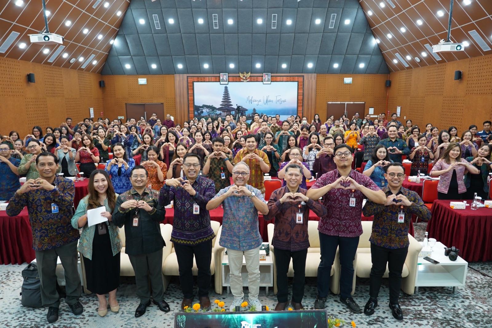  OJK Bali Ajak PUJK Terapkan Tujuh Prinsip Perlindungan Konsumen