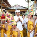 Wali Kota Jaya Negara Hadiri Upacara Karya Mamungkah Ngenteg Linggih Padudusan Agung di Pura Penataran Agung Pinatih Puri Telikup Gianyar