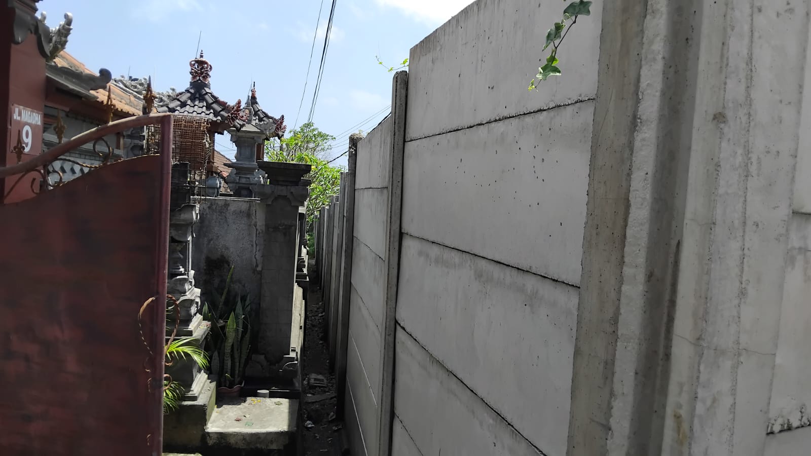 DPRD Bali Rekomendasikan , Bongkar Tembok Akses Warga di GWK