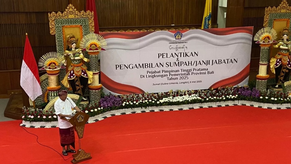 Gubenur Koster Minta Pejabat Baru Segera Garap Perda Alih Fungsi Lahan dan Toko Modern Berjejaring di Bali