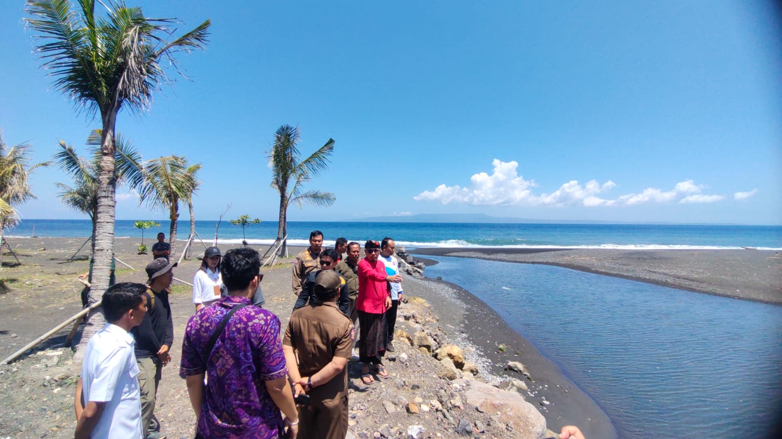 Abaikan Aturan Demi Bisnis, Pansus TRAP DPRD Bali Rekomendasikan Penghentian Kegiatan Hotel Quenzo Resort Di Padangbai