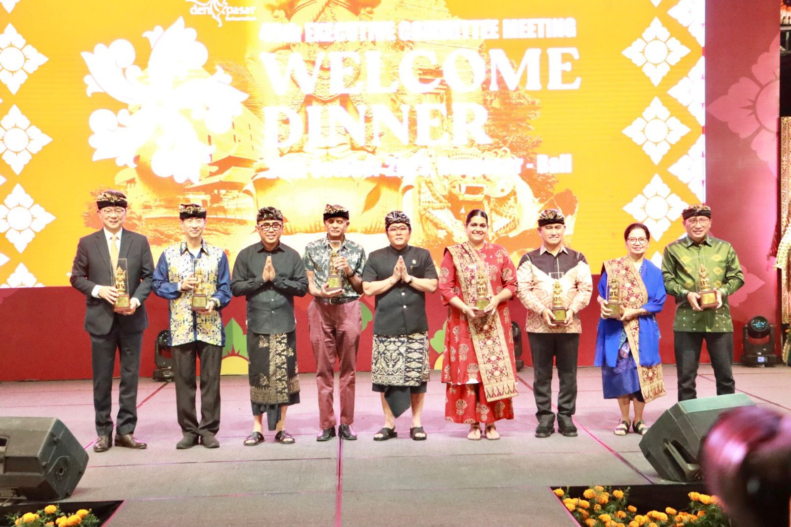 Spektakuler, Sajian Garapan Mystical Of Lotus and Gayatri Bius Delegasi Excom Meeting CityNet Asia Pacific ke-45.