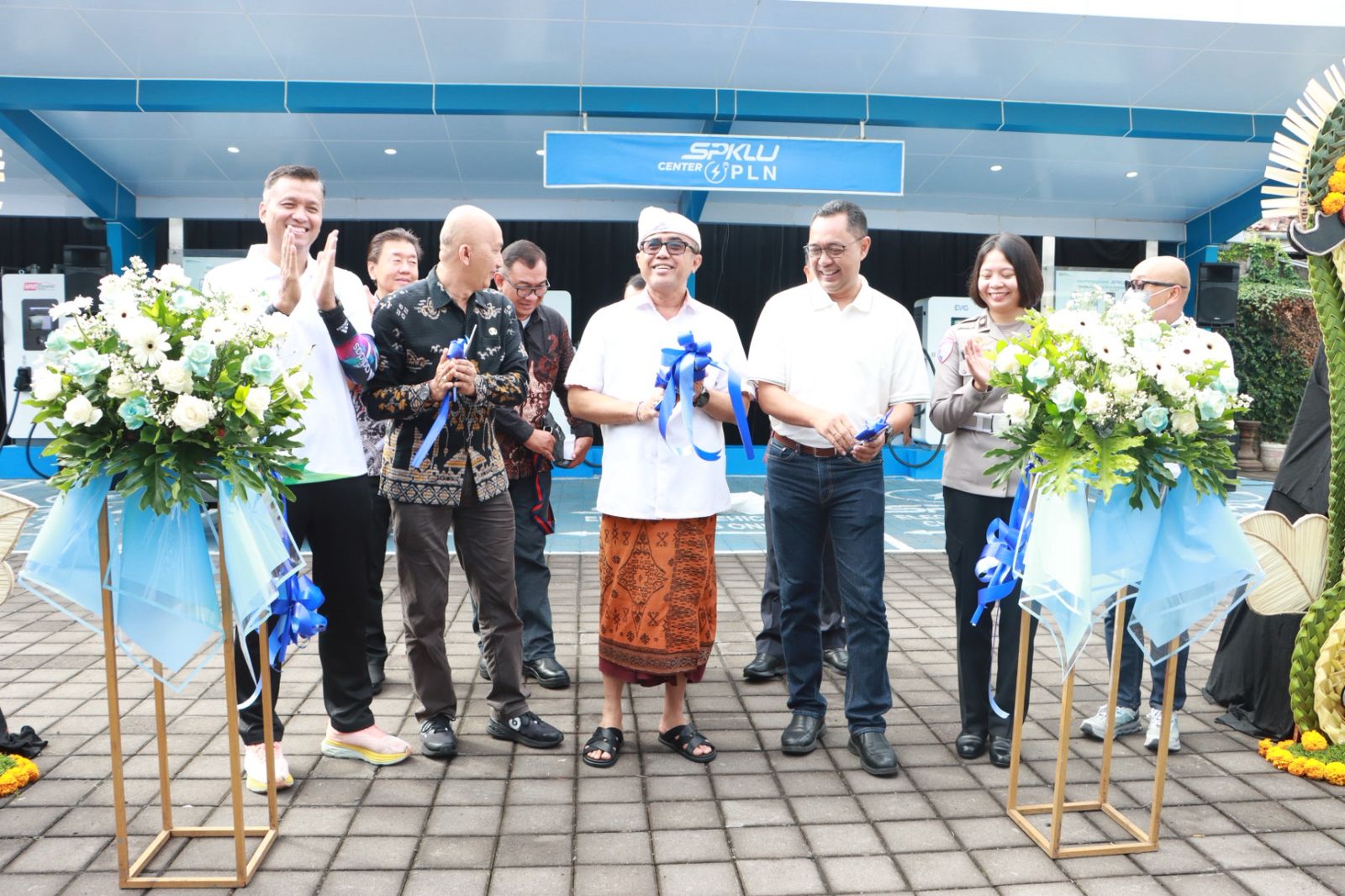 Hadiri Peresmian SPKLU PLN di Jalan Hayam Wuruk Denpasar, Walikota Jaya Negara : Net Zero Emission di Kota Denpasar Dapat Terwujud