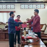 Laporan Tiga Bulanan Pansus TRAP Diterima Aklamasi dalam Sidang Paripurna DPRD Bali