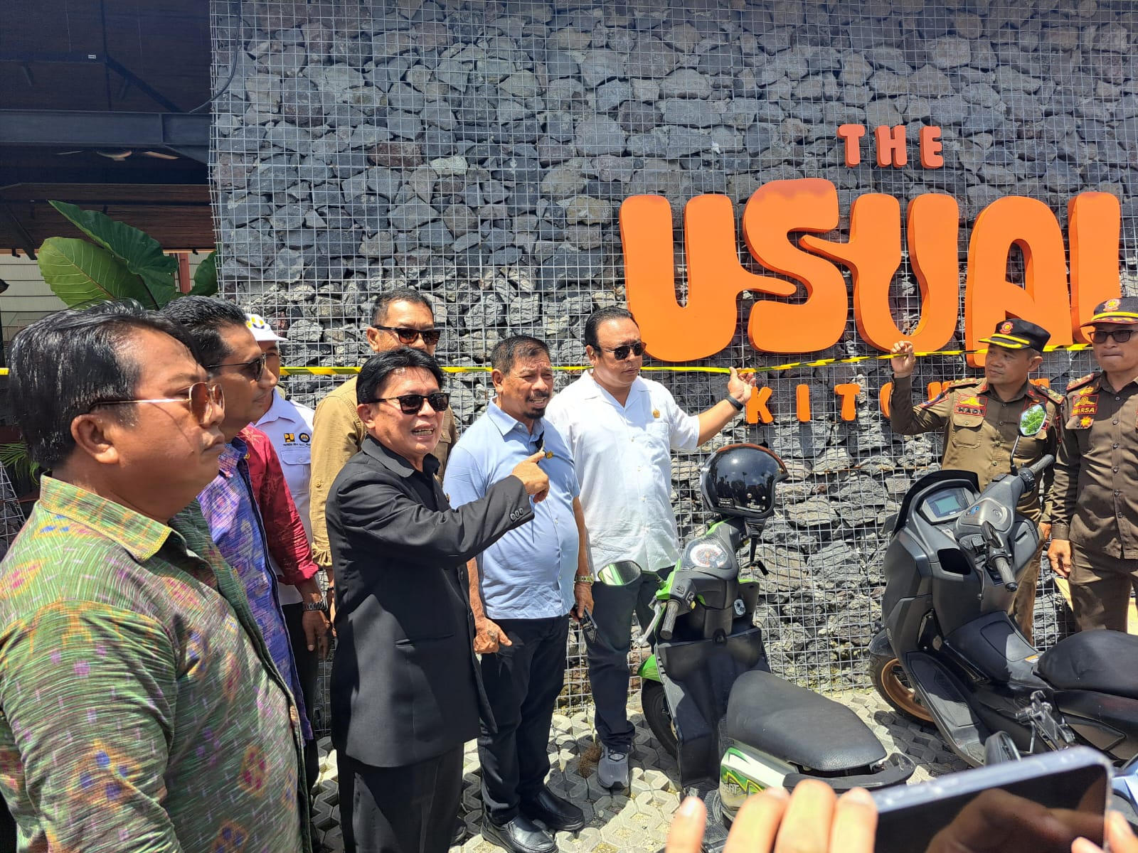 Negara Hadir ! Pansus TRAP DPRD Bali Segel Jungle Padel Di Munggu