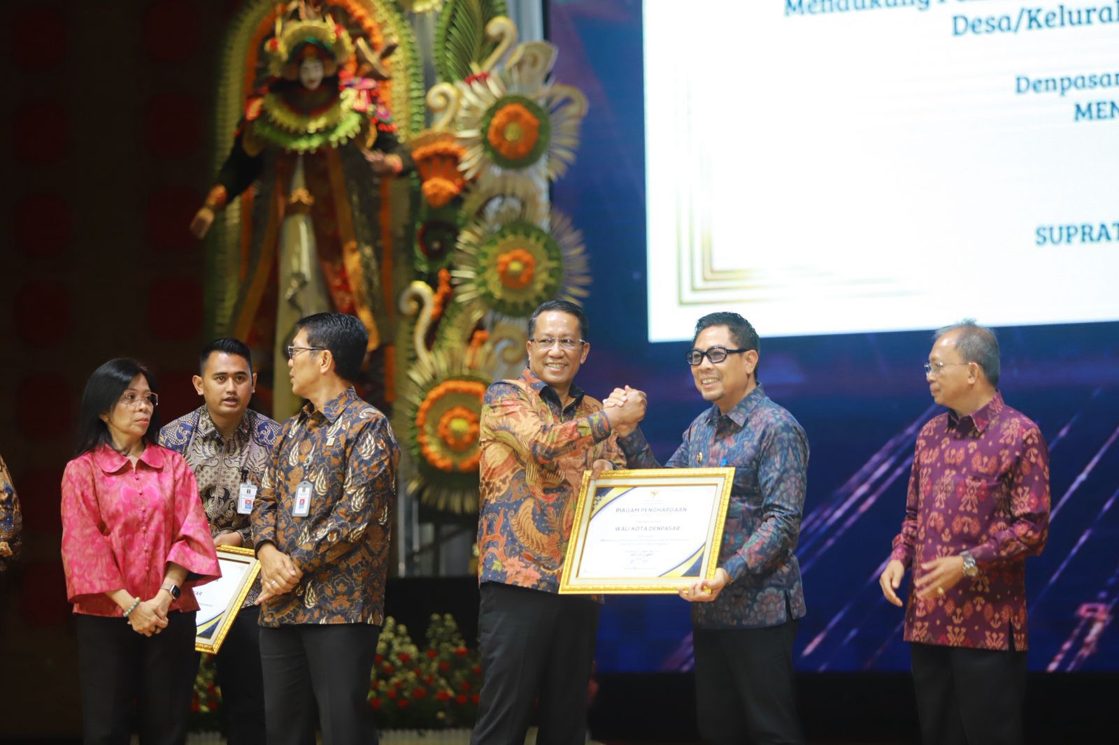 Wakil Walikota Denpasar Arya Wibawa Hadiri Peresmian Posbankum Desa/Kelurahan dan Pelatihan Paralegal Provinsi Bali