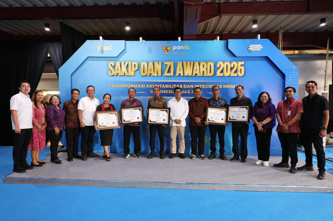 Pemkot Denpasar Raih Penghargaan Zona Integritas WBK dan WBBM Tahun 2025