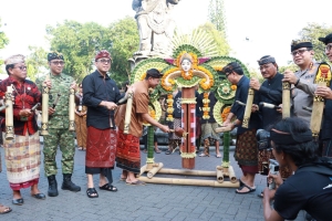 Wali Kota Jaya Negara : Komitmen Dukung Pengelolaan Sampah Berbasis Sumber di Kota Denpasar