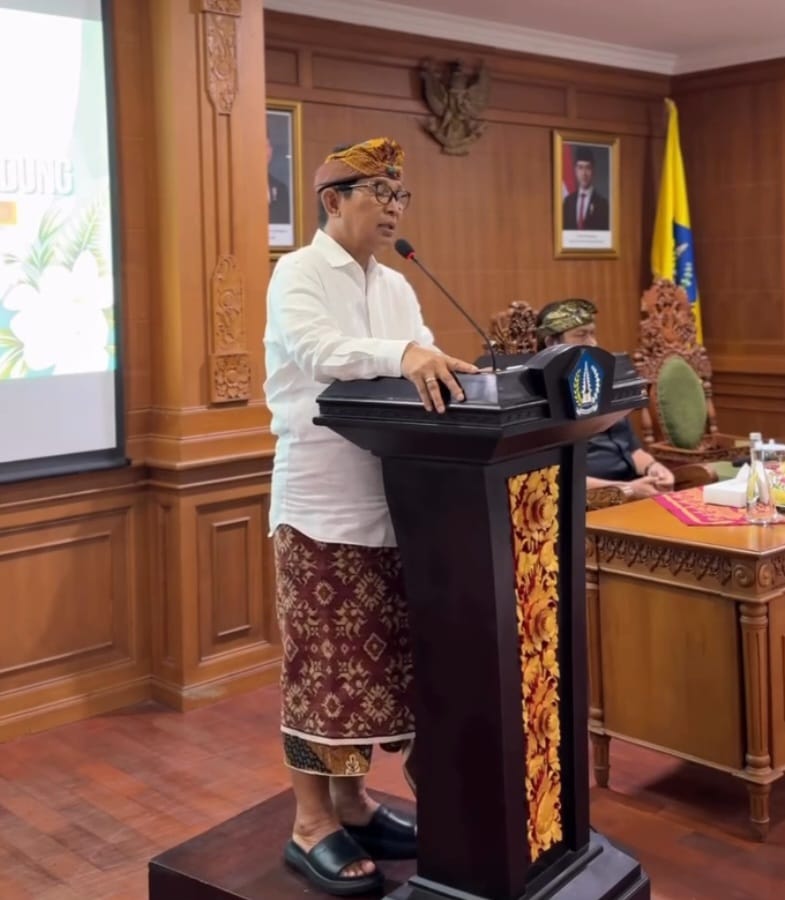 Bupati Badung  Resmi  Lantik  25  Kepala  Sekolah, Tantangan  Besar  Dimulai !