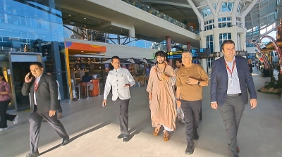 Dr.Somvir DPRD Bali  Sambut Tokoh Spiritual India Baba Bageshwar Dham