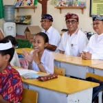 Walikota Jaya Negara Dampingi Mendikdasmen Tinjau Program Revitalisasi di SDN 6 Sumerta