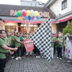 Wawali Arya Wibawa Lepas Jalan Sehat Serangkaian HUT ke-26 SMK PGRI 4 Denpasar